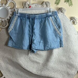 Denim Bebe shorts